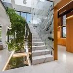 Villa Chandelier Sky Mansion
